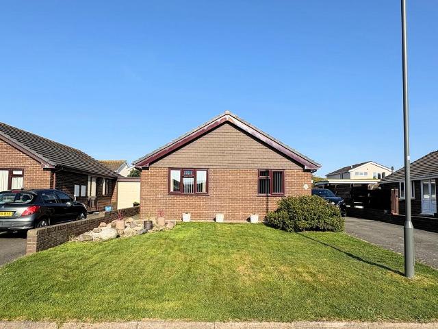 Bungalow for sale in Tywyn, Wales