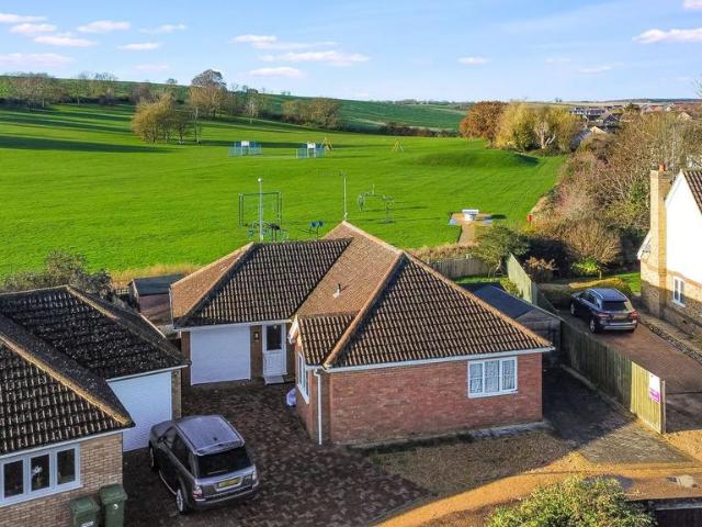 Bungalow for sale in Huntingdon, Cambridgeshire