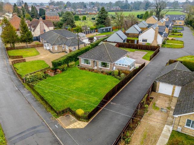 Bungalow for sale in Gosberton Clough, Lincolnshire