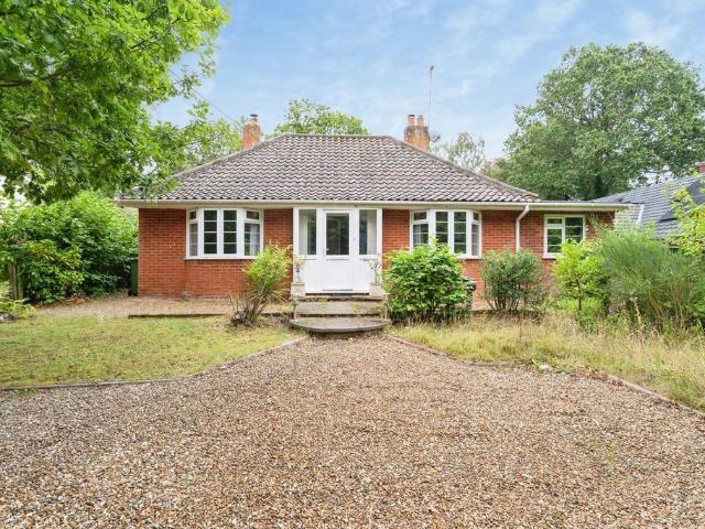 Bungalow for sale in Comers, Norfolk