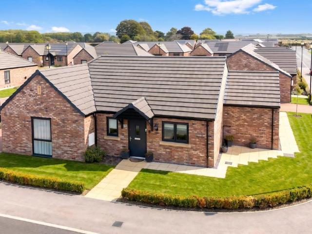 Bungalow for sale in Barmby Moor