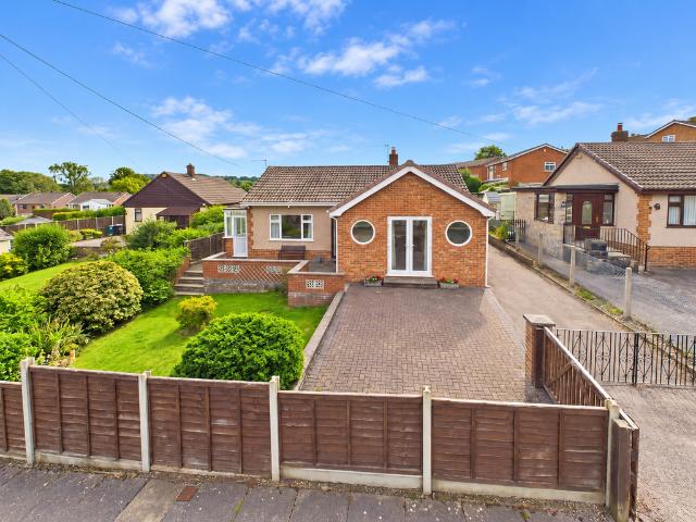 Bungalow for sale in Bromsberrow Heath, Gloucestershire