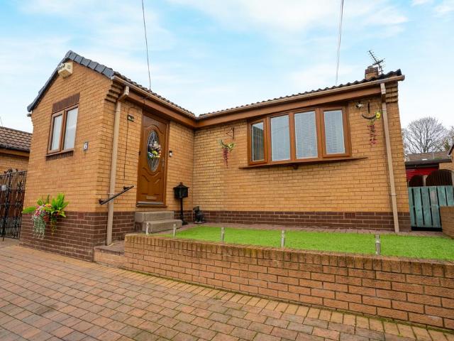 Bungalow for sale in North Elmsall, West Yorkshire