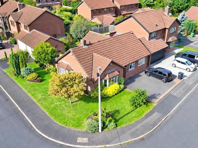 Bungalow for sale in Stourbridge, Dudley