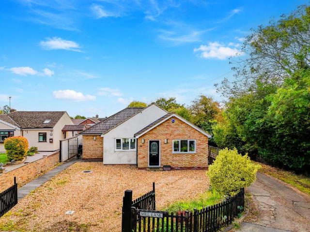 Bungalow for sale in Toft, South Cambridgeshire