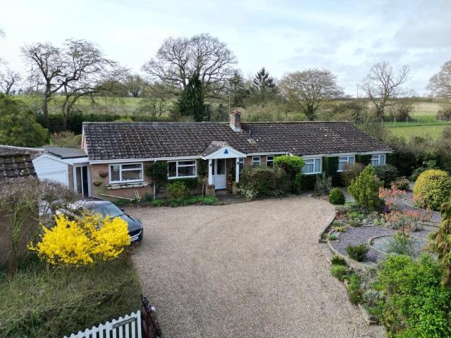 Bungalow for sale in Eastbridge, Suffolk