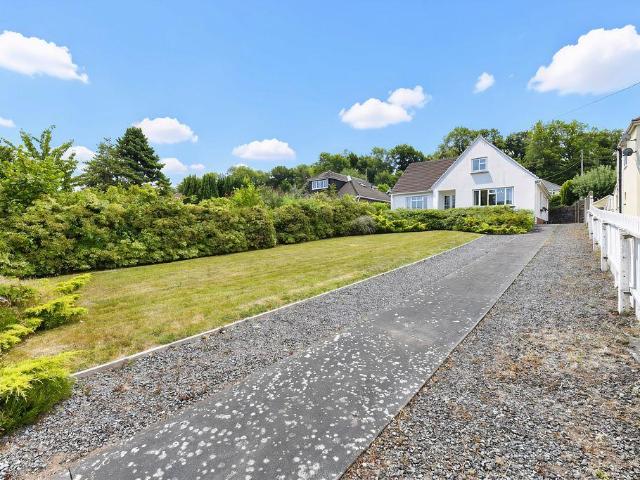 Bungalow for sale in Gilwern, Wales