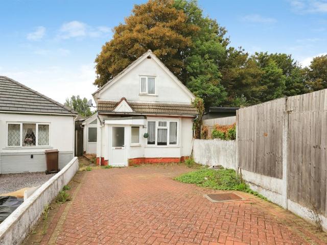 Bungalow for sale in Parkfield, Wolverhampton
