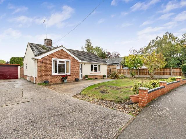 Bungalow for sale in Sturmer, Braintree