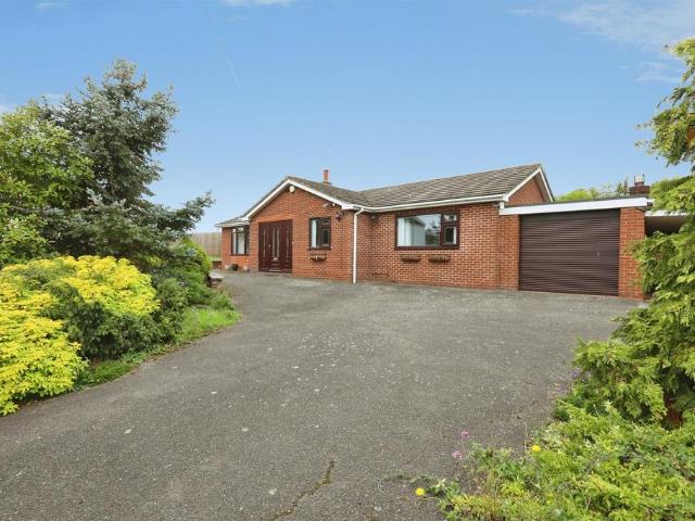 Bungalow for sale in Treswell, Bassetlaw