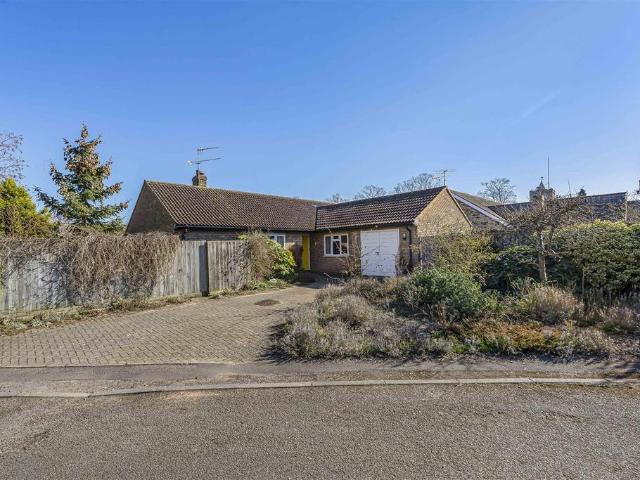 Bungalow for sale in Arrington, Cambridgeshire