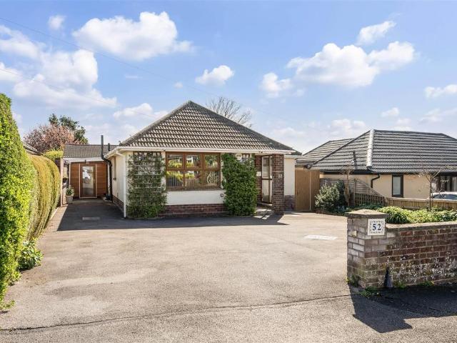 Bungalow for sale in Bolton Low Houses, Hampshire