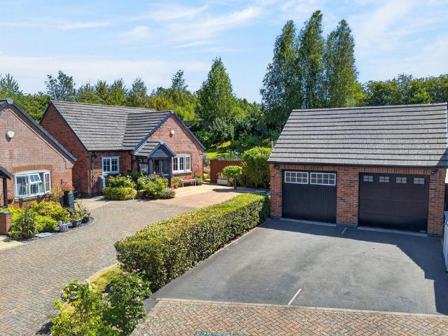 Bungalow for sale in Stanford On Avon, Leicestershire