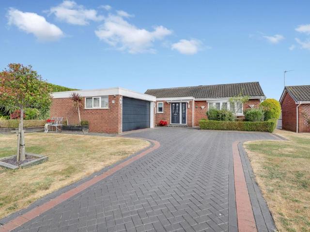 Bungalow for sale in Edgewood, Hucknall