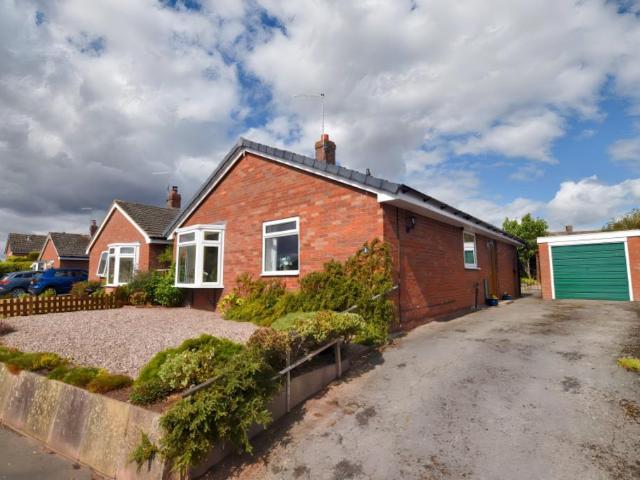 Bungalow for sale in Shropshire
