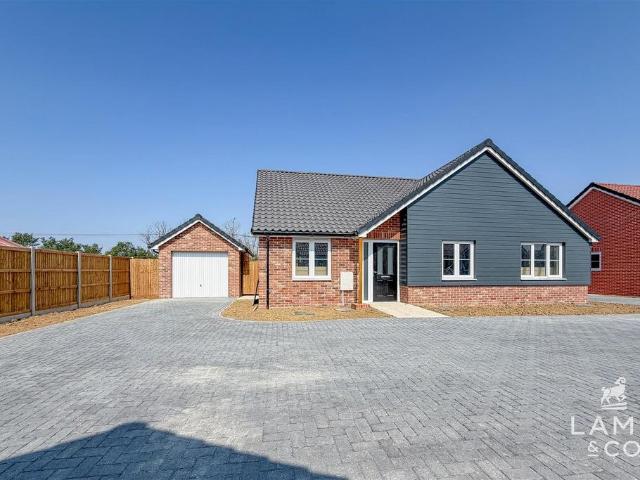 Bungalow for sale in Dale Hill, Essex