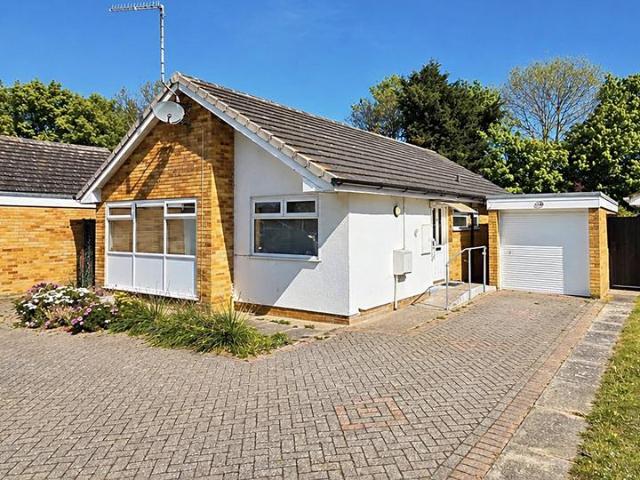 Bungalow for sale in West End, The Bridge