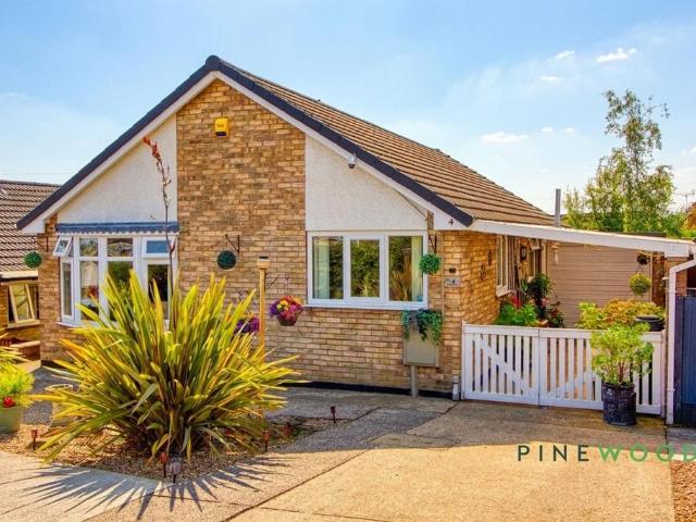 Bungalow for sale in Staveley CP, Loundsley Green