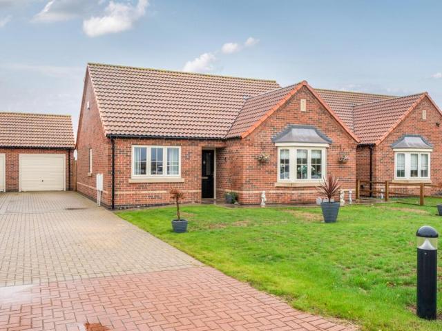 Bungalow for sale in Walcott, North Kesteven