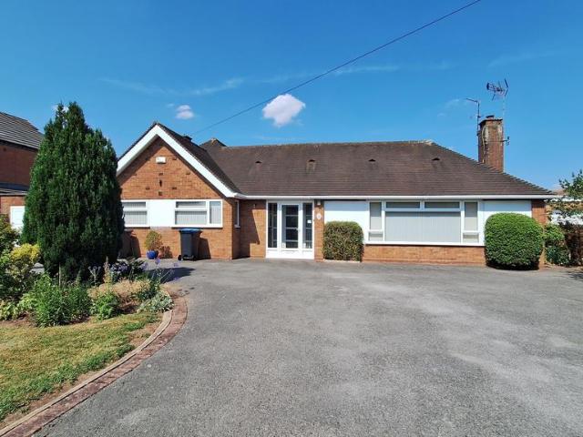 Bungalow for sale in Barton, Leicestershire
