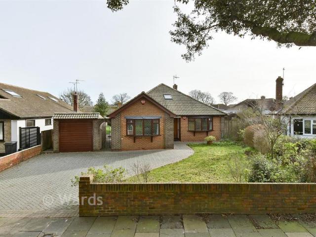 Bungalow for sale in East Cliftonville, Acol