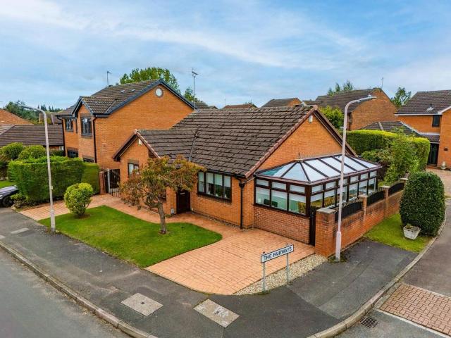 Bungalow for sale in Potters Corner, East Midlands