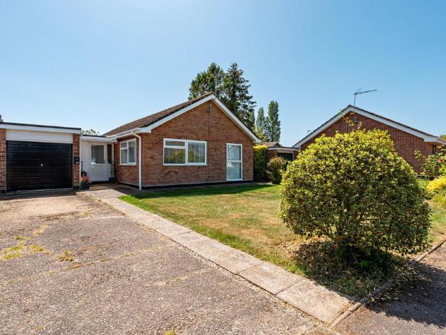 Bungalow for sale in Bedingfield, Suffolk