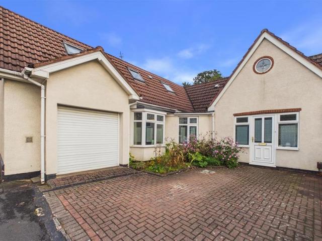 Bungalow for sale in Haden Hill, Fold Hill