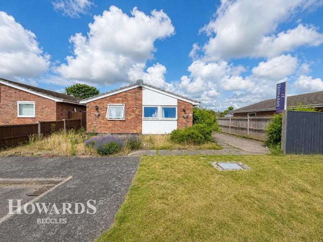 Bungalow for sale in Eastbridge, Suffolk