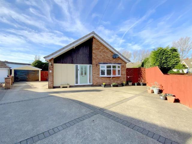 Bungalow for sale in Immingham, North East Lincolnshire