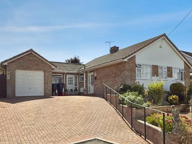 Bungalow for sale in Westbury, Wiltshire
