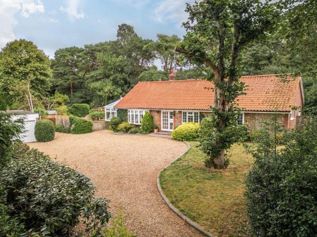 Bungalow for sale in Comers, Norfolk