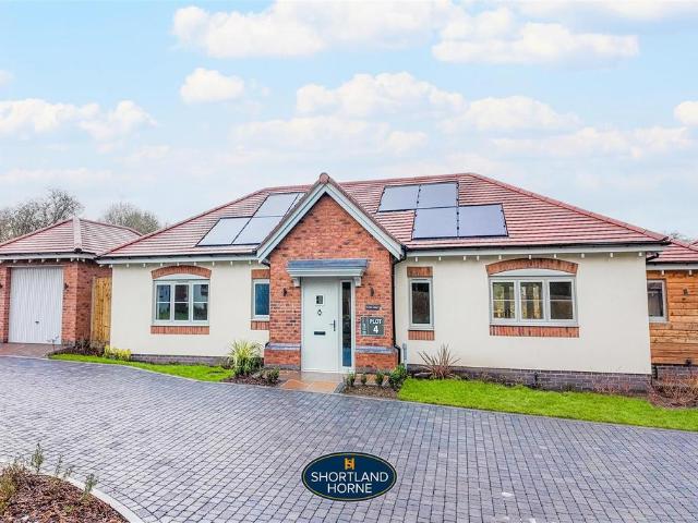 Bungalow for sale in Corley CP, Gun Hill