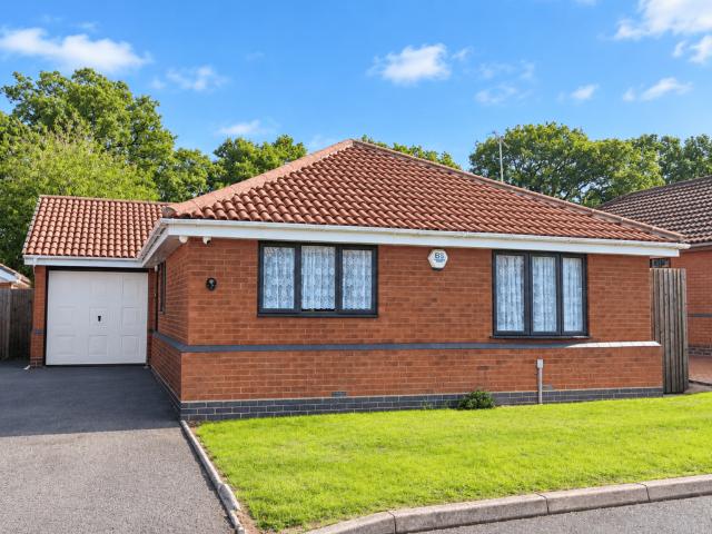 Bungalow for sale in Bloxwich, Walsall