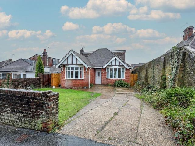 Bungalow for sale in World's End, Perryfields