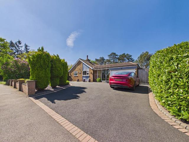 Bungalow for sale in Rushock, Worcestershire