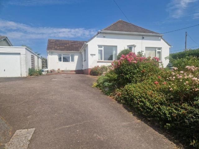 Bungalow for sale in Brixington, Budlake