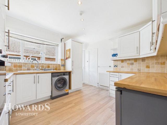 Bungalow for sale in Eastbridge, Suffolk