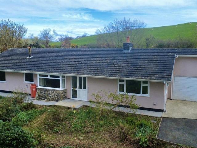 Bungalow for sale in Ciliau Aeron, Wales
