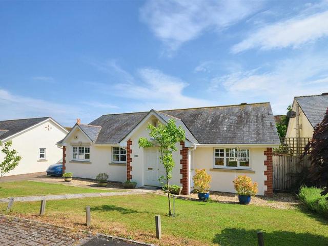 Bungalow for sale in Stalbridge