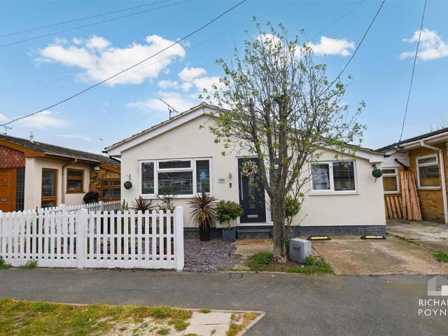 Bungalow for sale in Canvey Island