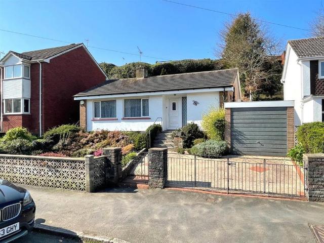 Bungalow for sale in Foxhayes, Watergate