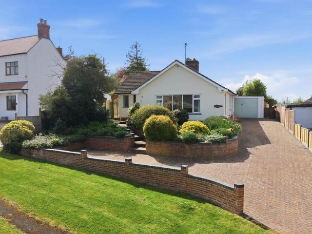 Bungalow for sale in Murcot, Crookhill
