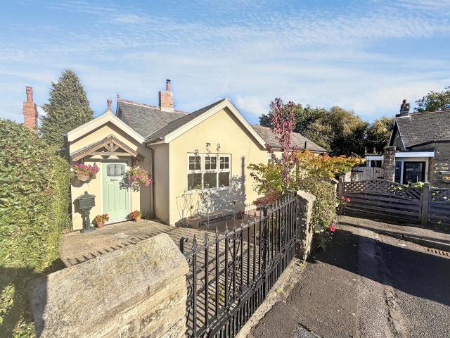 Bungalow for sale in Rowlands Gill, Gateshead
