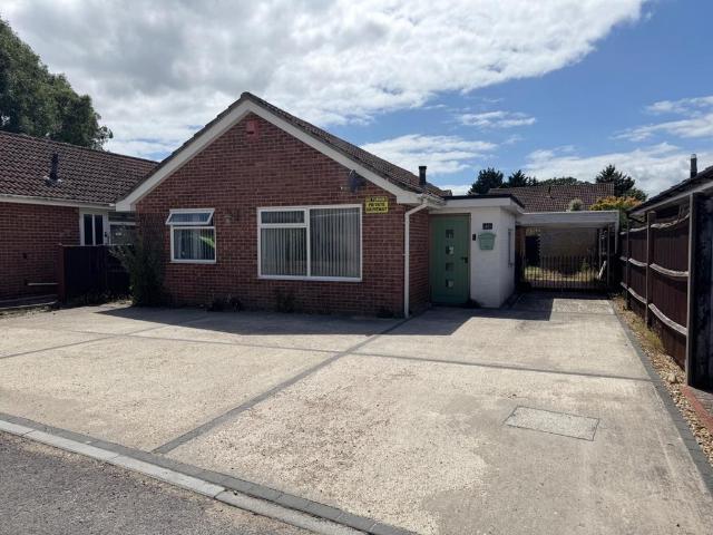 Bungalow for sale in Hardley, Ashurst Bridge