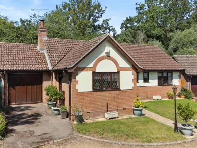 Bungalow for sale in Bradwell, Chipping Hill