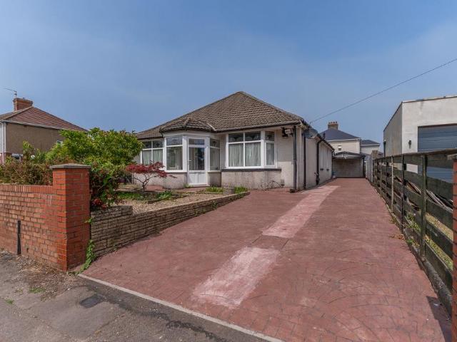 Bungalow for sale in Lawrence Hill, Wales