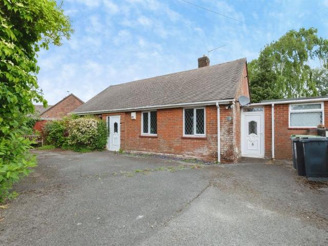 Bungalow for sale in Tricketts Cross, Ferndown