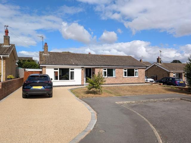 Bungalow for sale in Barholm, Lincolnshire