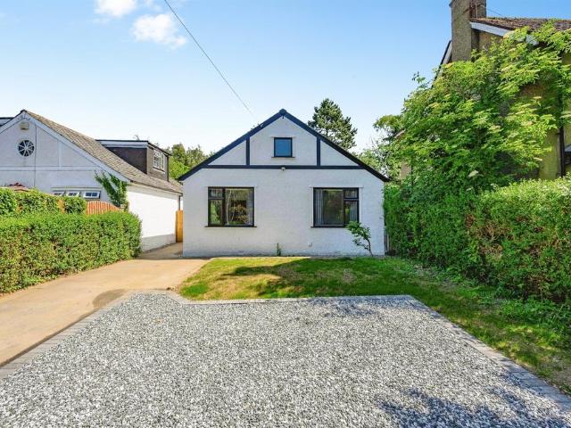 Bungalow for sale in Pouchen End, Hertfordshire